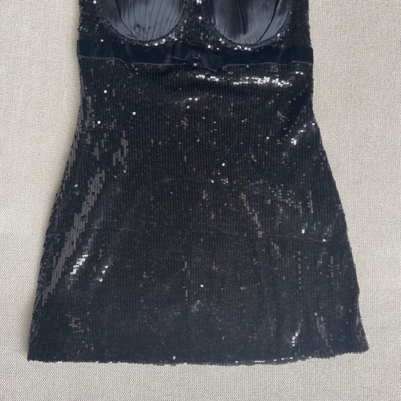 Marciano black sequin halter mini dress size medium - Picture 8 of 12